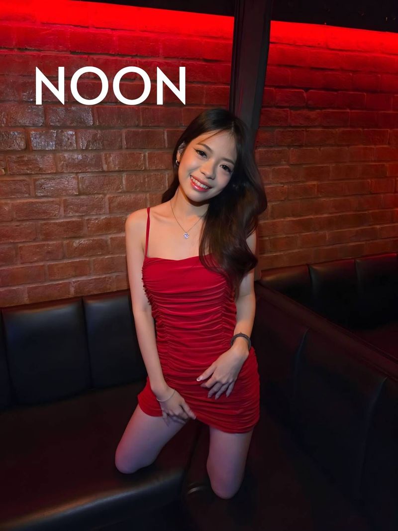Legs Eleven - Soi Honey in Pattaya