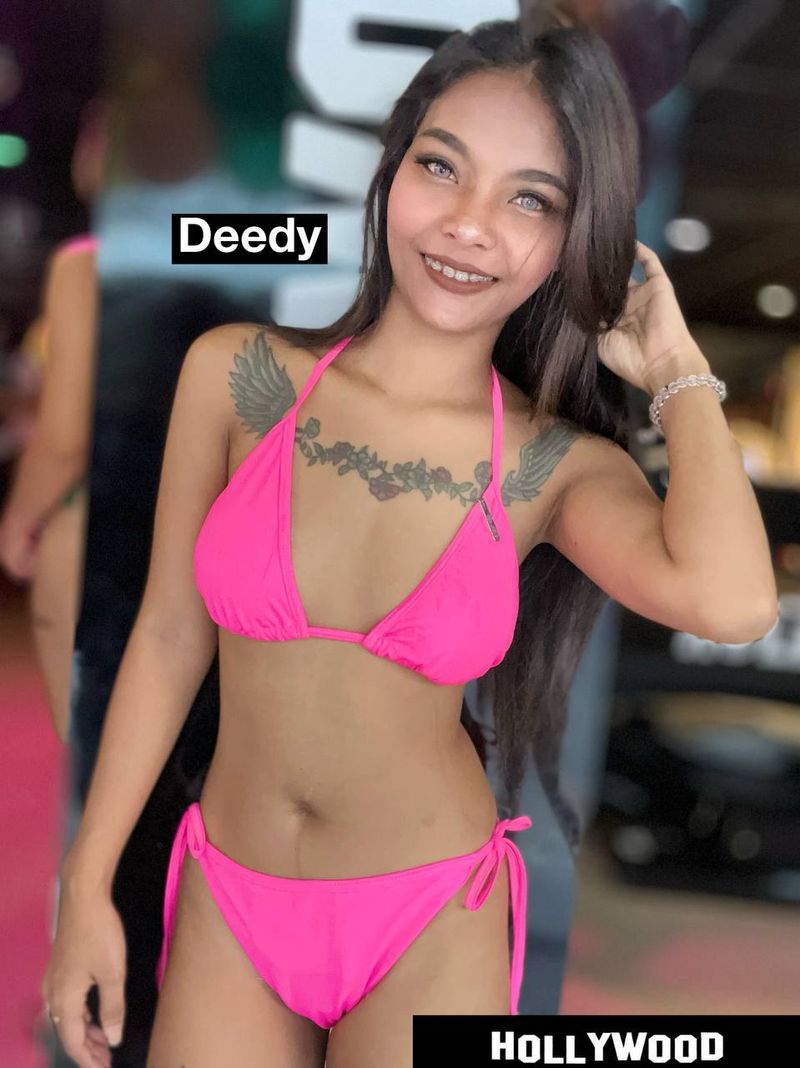Hollywood Bar Pattaya in Pattaya