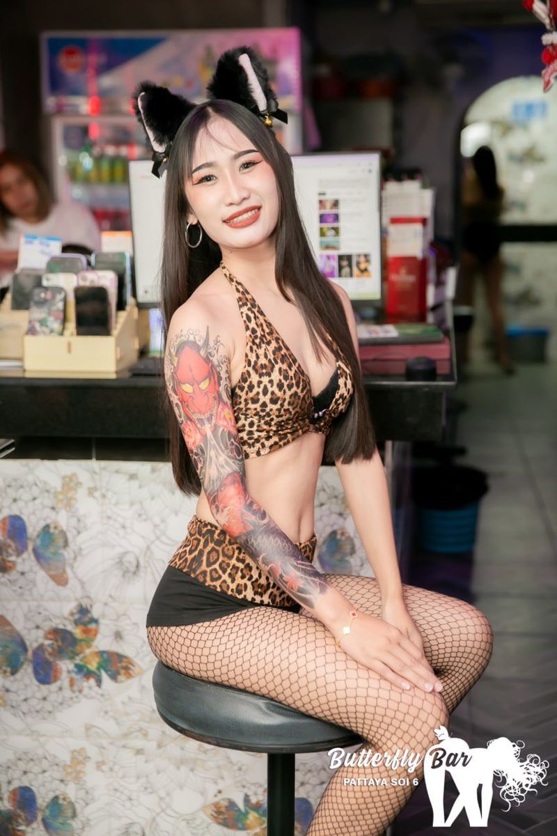 Butterfly Bar Pattaya Soi 6, photo 2