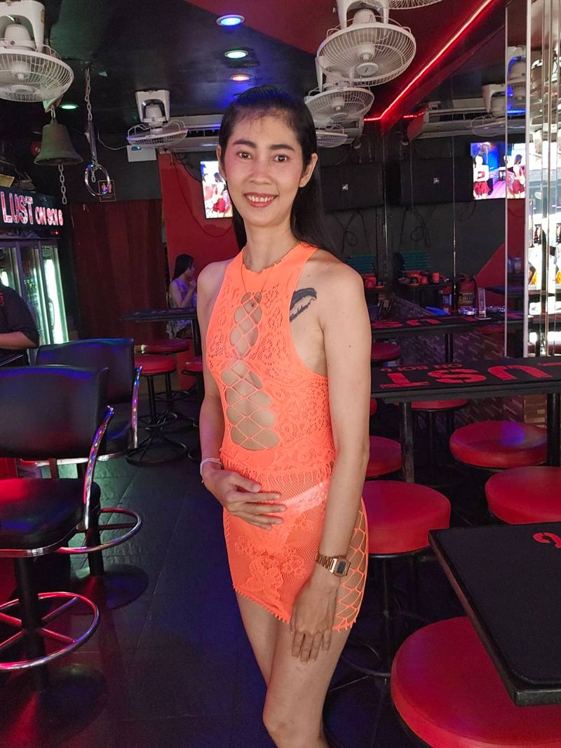 Lust Bar Pattaya Soi 6, photo 2
