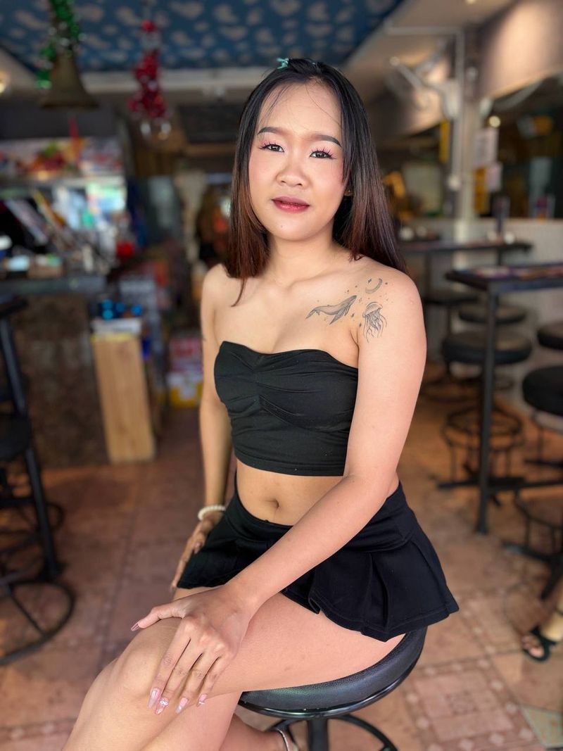 Benders Bar Pattaya Soi 6, photo 3